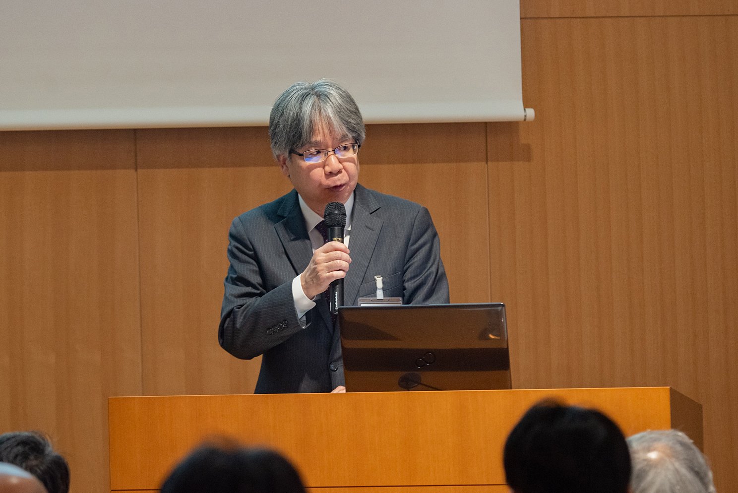 加藤研究科長挨拶
